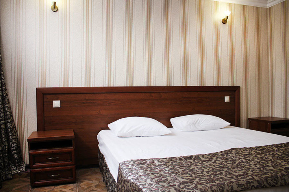 Avrora Hotel Krasnodar Zewnętrze zdjęcie